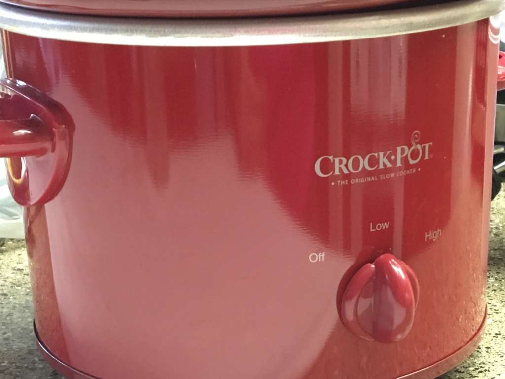 Using a Crockpot is one of the easiest cannabis infusion methods.